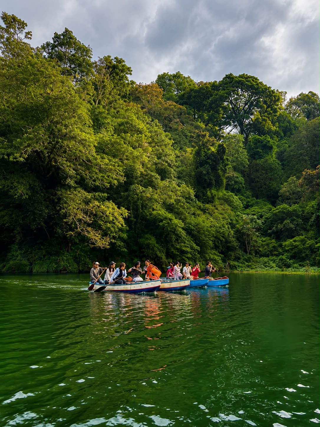 Twin Lake Jungle Trekking, Canoeing & Local Lunch at a Local House